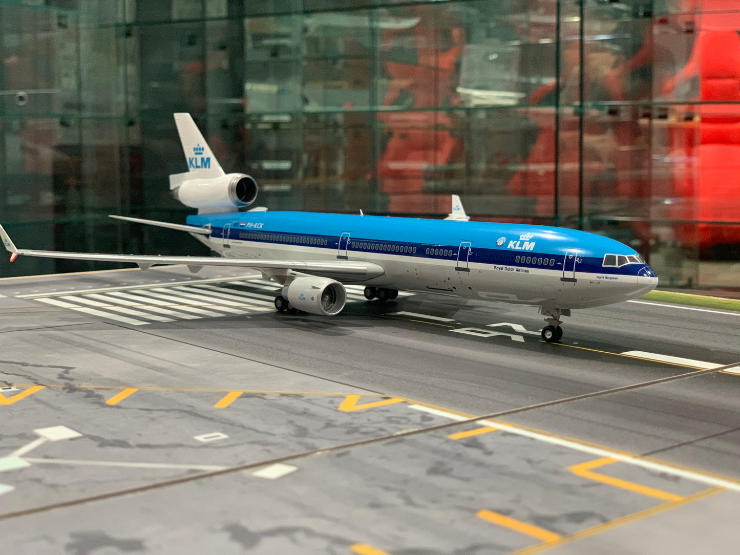 KLM McDonnell Douglas MD-11 PH-KCK 1990's livery Gemini200 G2KLM844